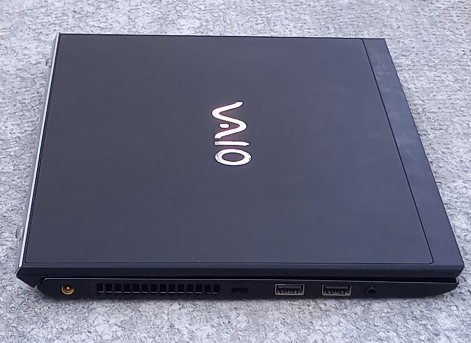 Ультракомпактный Sony VAIO SX12 (2021), i5/16Gb/512Gb/12.5''