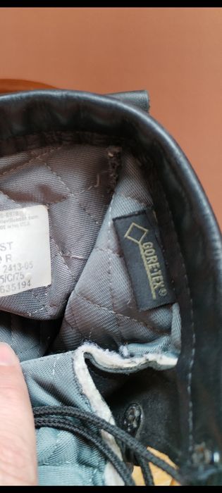 Продам берци США, гарний стан, утеплені, водонепронекні.