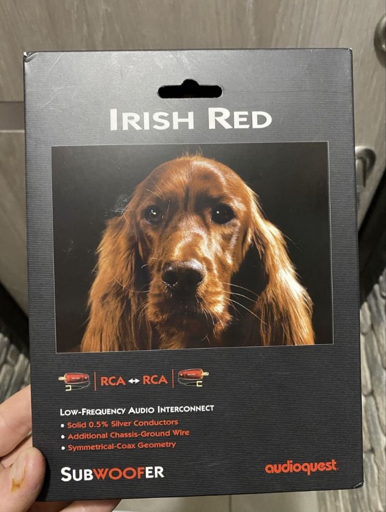 AudioQuest -HDMI -X -1 m/ Evergreen 1m 3.5mm - RCA /sub 2.0m IRISH RED