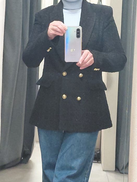 Жакет  женский, твидовый.