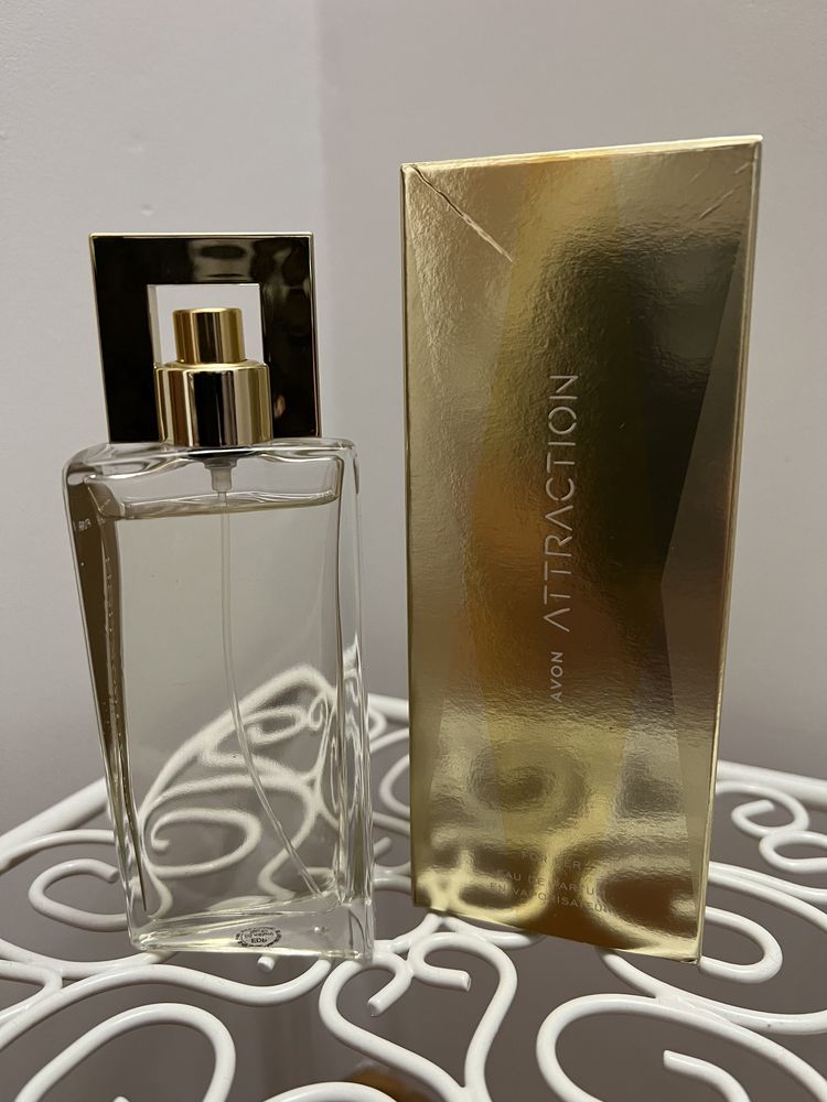 Sprzedam perfum firmy Avon