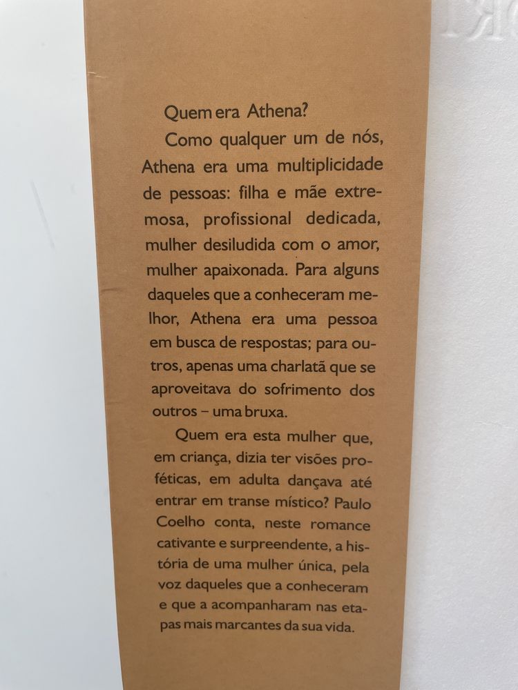 A Bruxa de Portobello, de Paulo Coelho