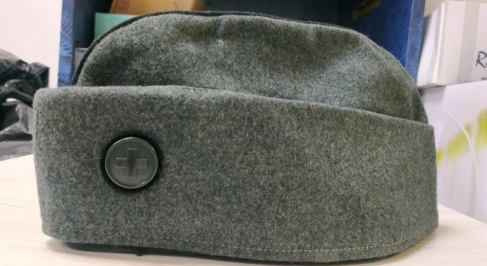 Пилотки армии  Швейцарии