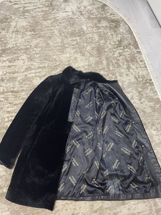 Продам шубку из астрагана