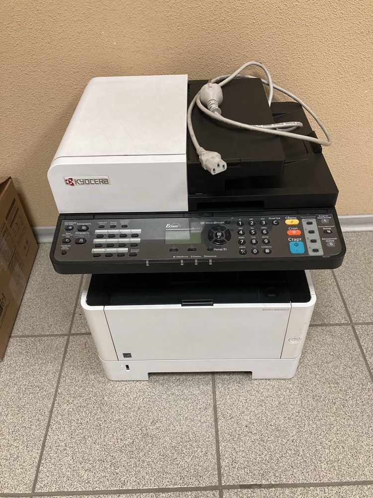 Kyocera ECOSYS M2040dn — МФУ 3-в-1.
