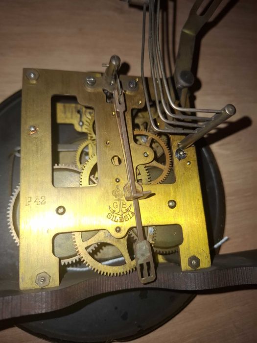 Stary zegar ścienny Gustav Becker