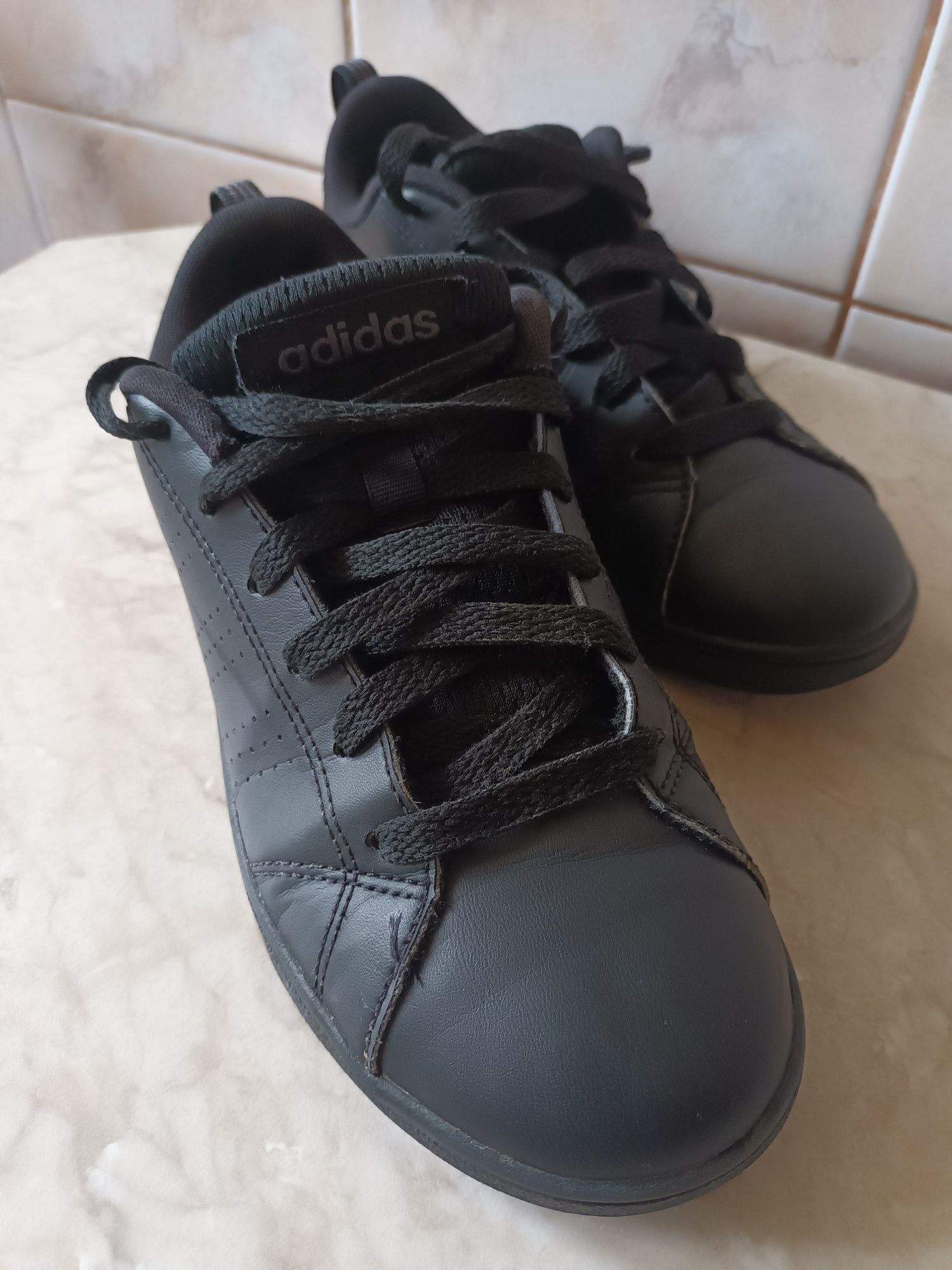 Buty adidas rozm.35.5