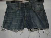 Jeansowe spodenki Levi's M