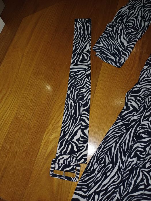 Vestido midi da zara