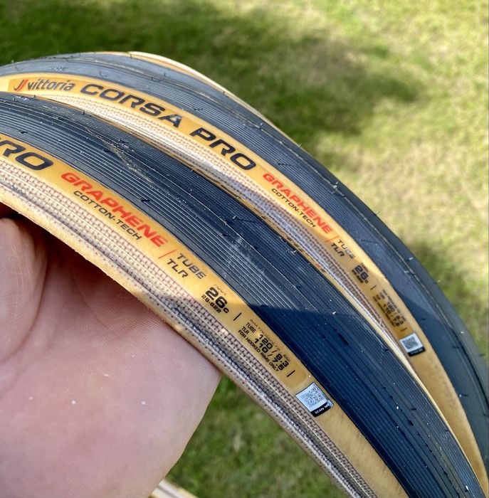 Opona szosowe Vittoria corsa pro graphene cotton-tech tube TLR 26mm