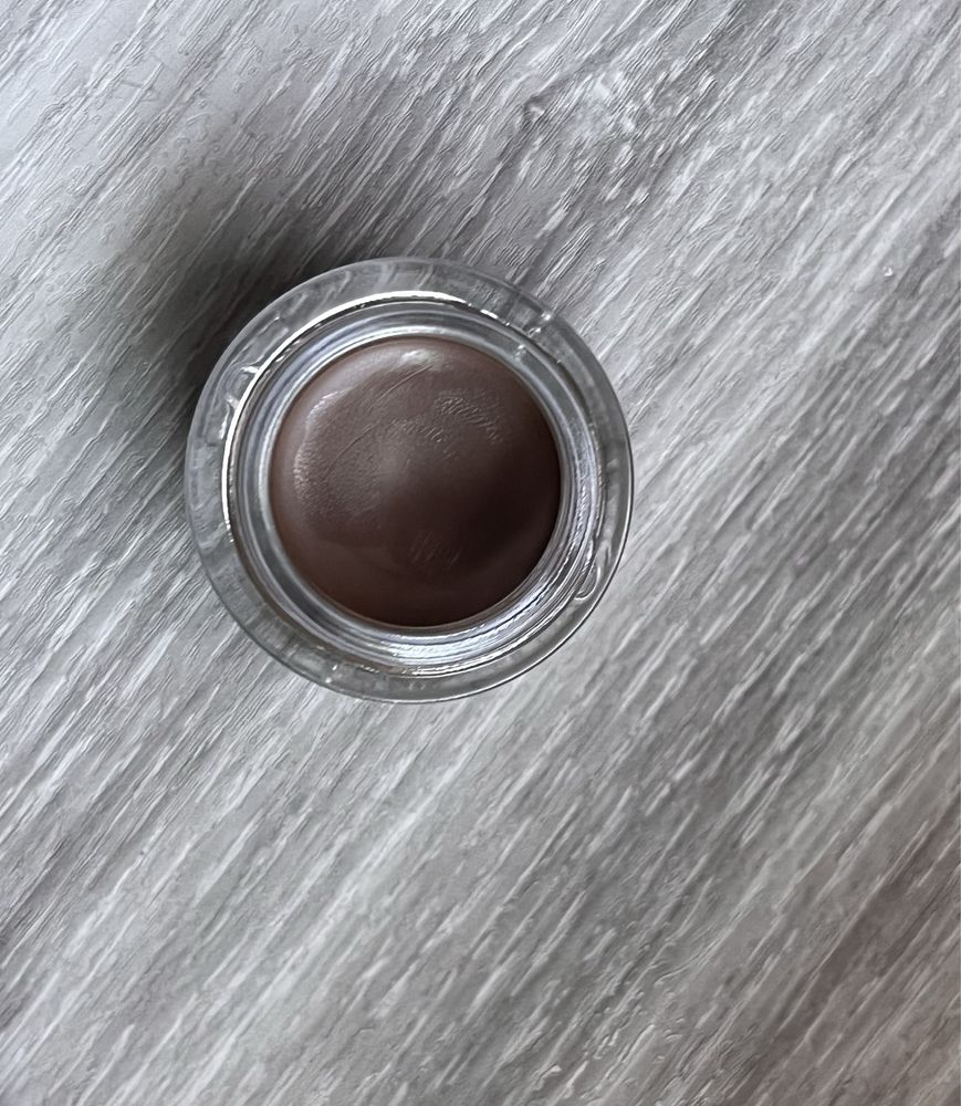 Гель для бровей essence