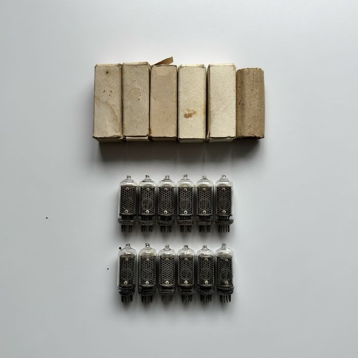 Газоразрядні індикаторні лампи ІН-8