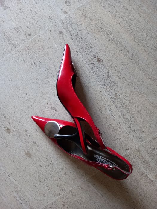 Sapatos vermelhos senhora 38 - NOVOS