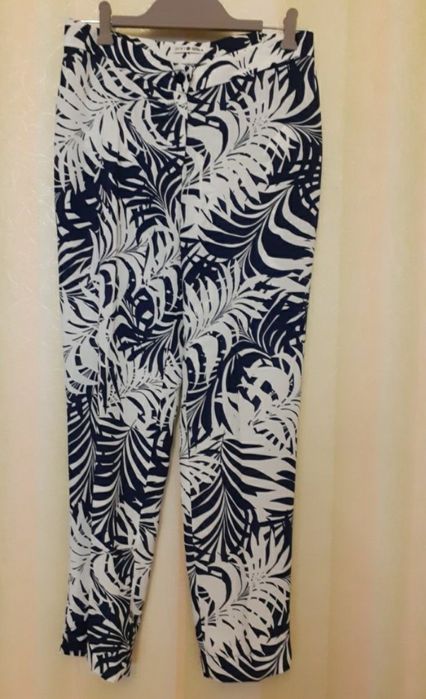 Футболка Н&М  Baker оригинал Платье М L размер/брюки Испания М размер