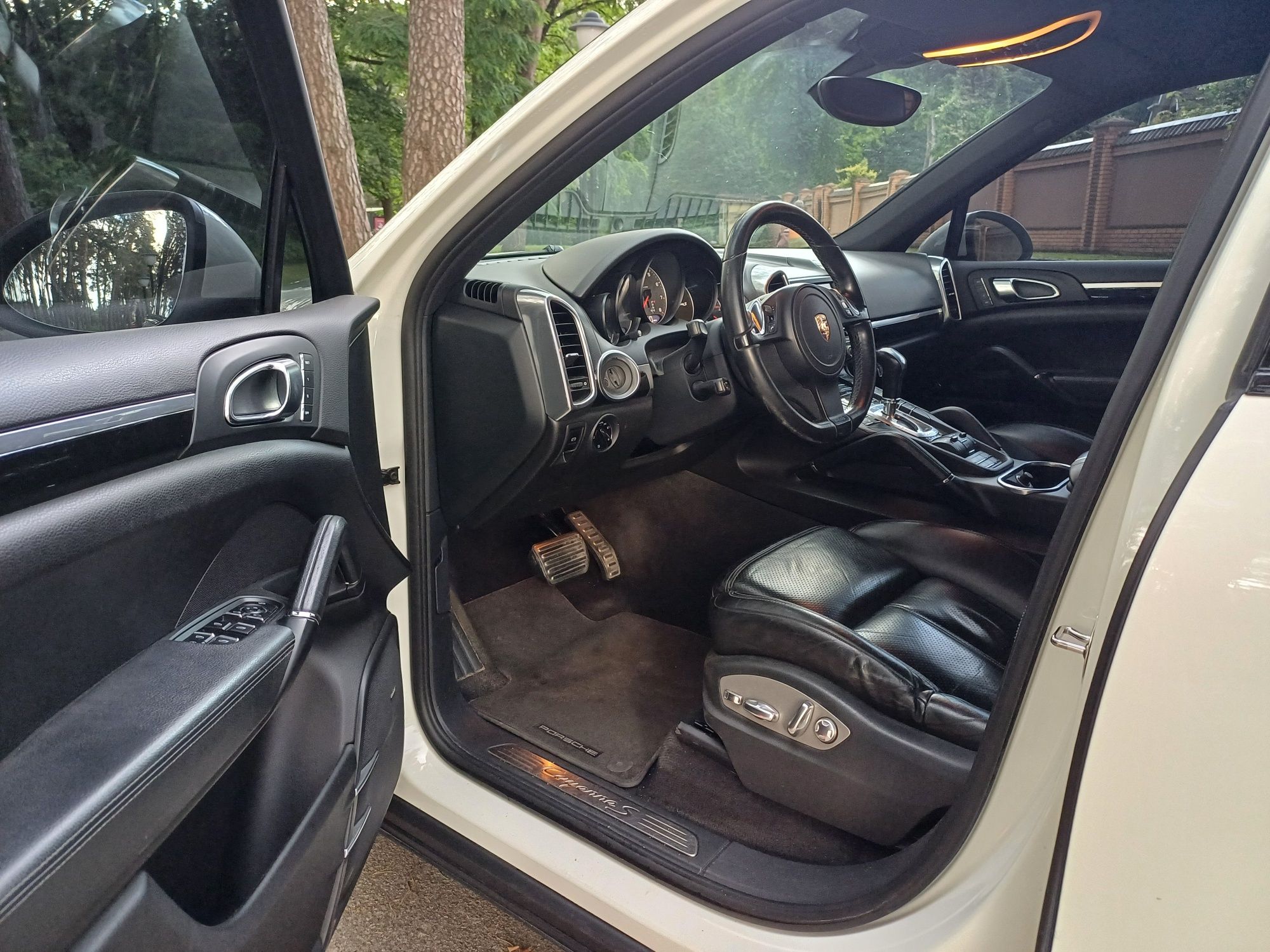 Porsche Cayenne 958