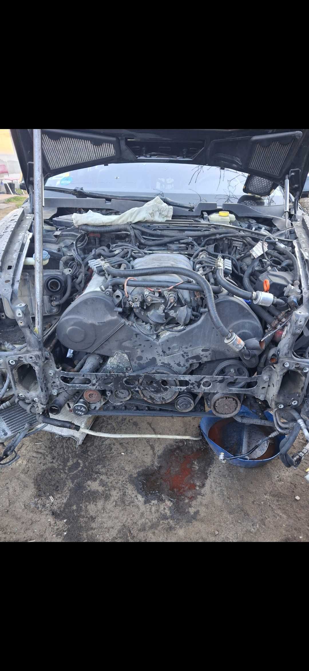 Silnik Audi/Phaeton 4.2 BGH/BGJ/BFM/BAT kompletny ze skrzynią automat