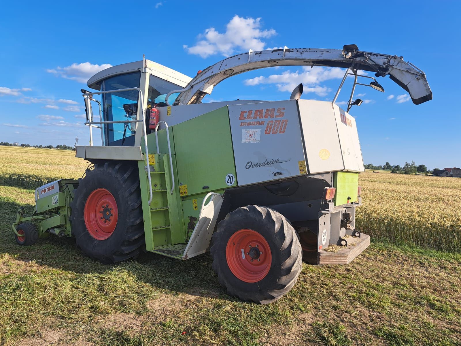 Sieczkarnia Claas Jaguar 880 + podbieracz do traw PU300