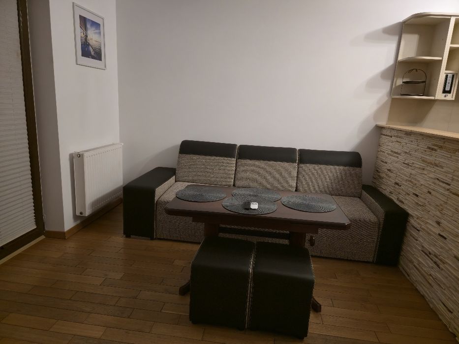 Wynajmę apartament z miejscem postojowym w hali w Kołobrzegu ul 1 Maja