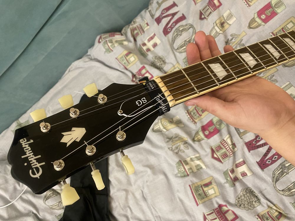 Epiphone SG ebony