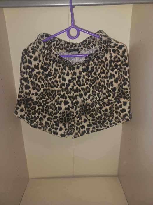 Panterkowe krótkie spodenki Mohito rozmiar XS ( wychodzą większe)