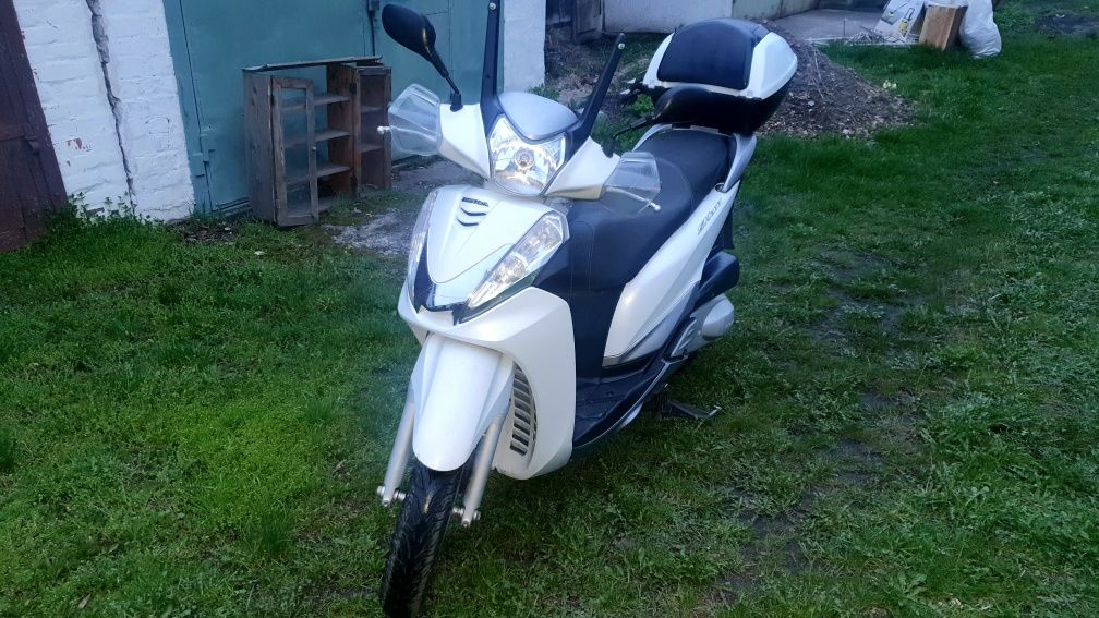 Продам Honda sh 300!!!