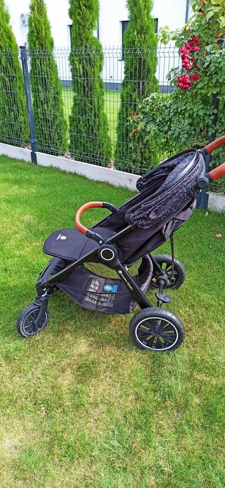 Wózek spacerowy Petit & Mars Street +