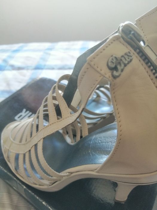 Sandálias pele  Bege 37 - Bus Urban wear