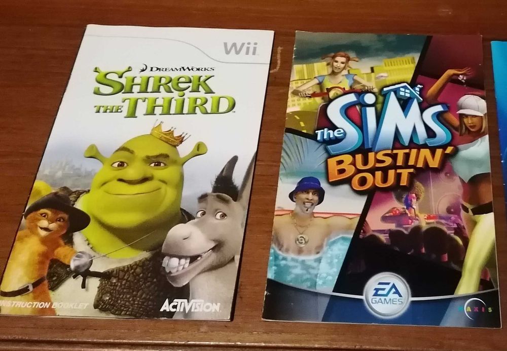 14 Caixas/Manuais de Jogos PS2/PS3/Wii/PSP