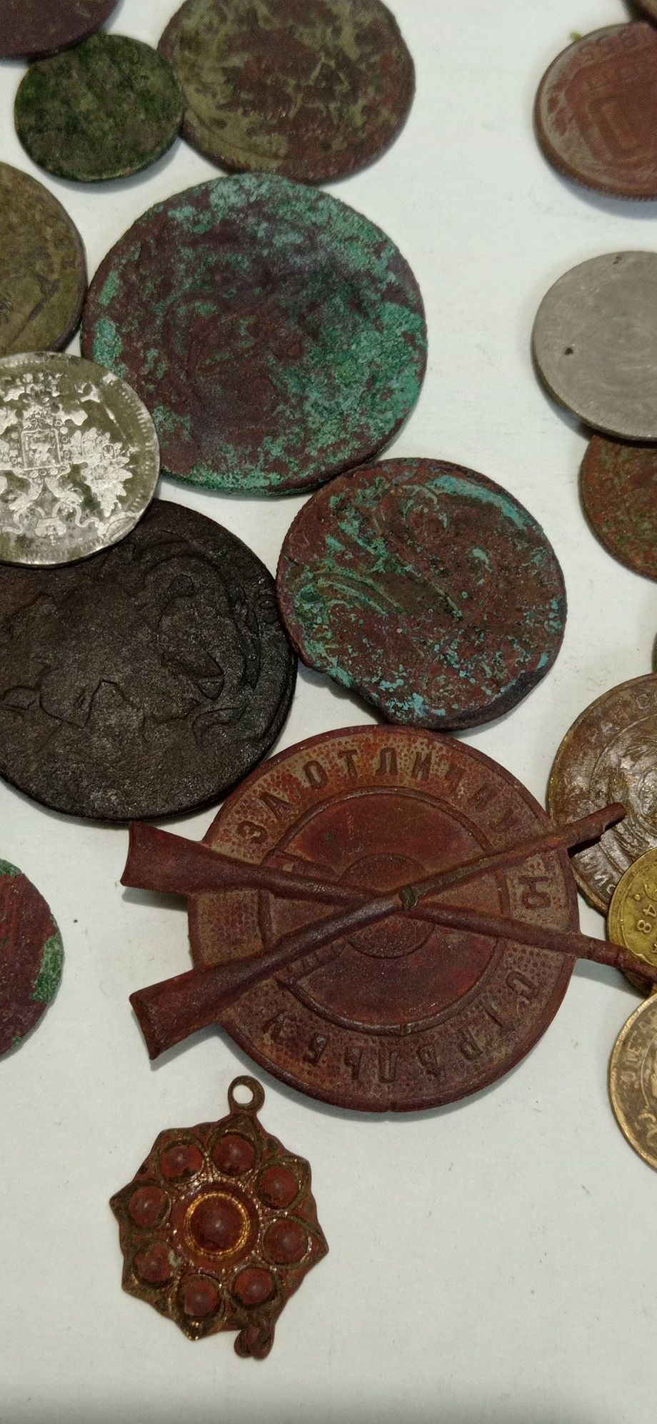 Копанина знахідки монети