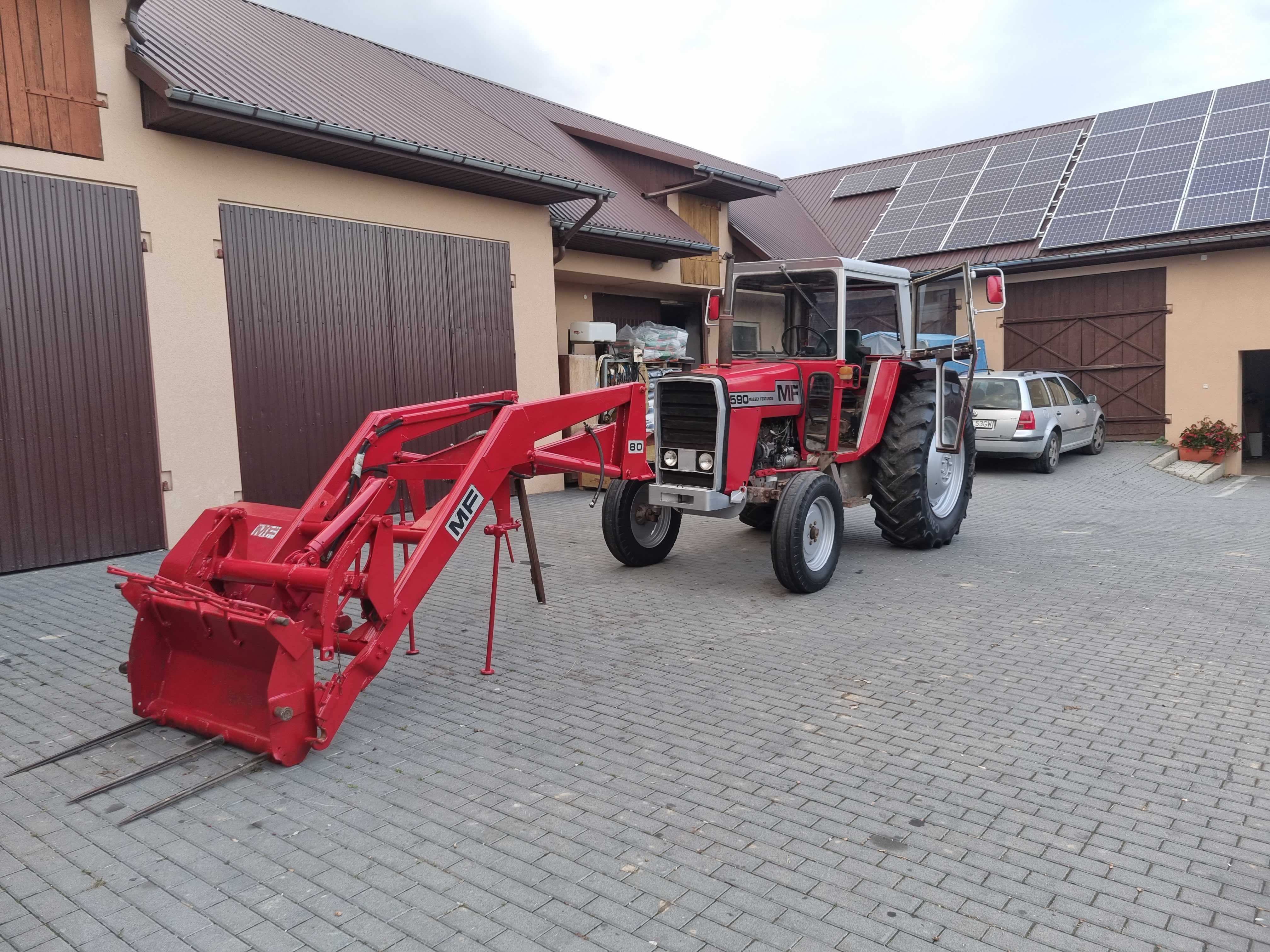 Ciągnik Massey Ferguson 590