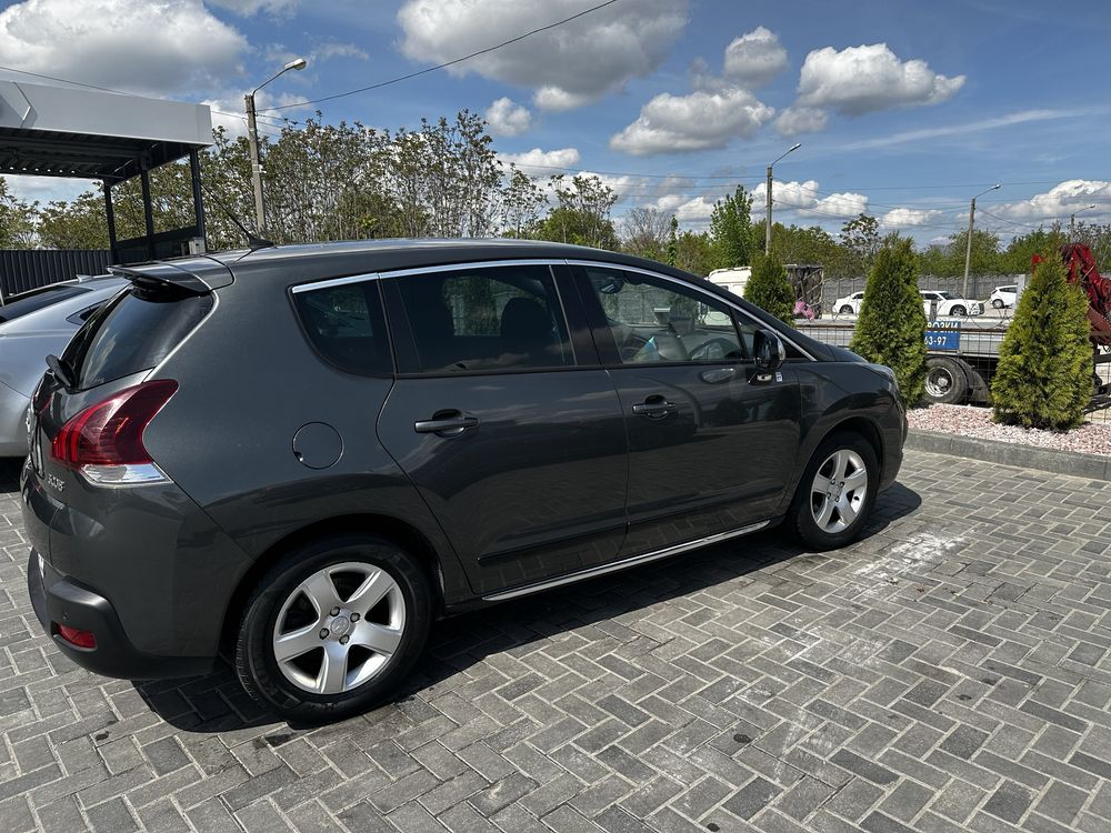 Продам авто Peugeot 3008 hybrid