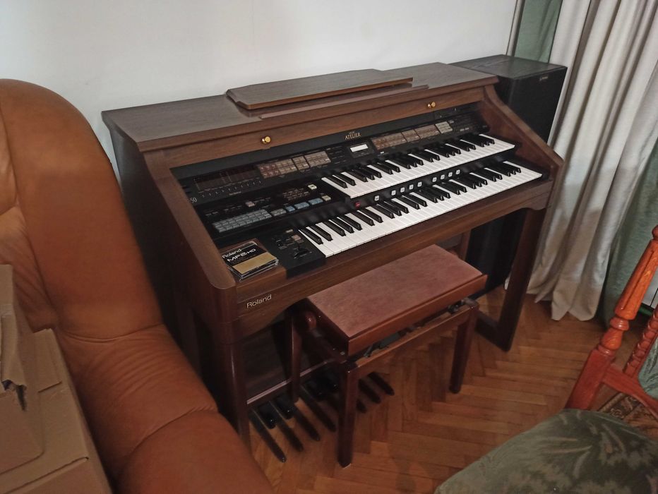 Organy instrument Roland XT 50