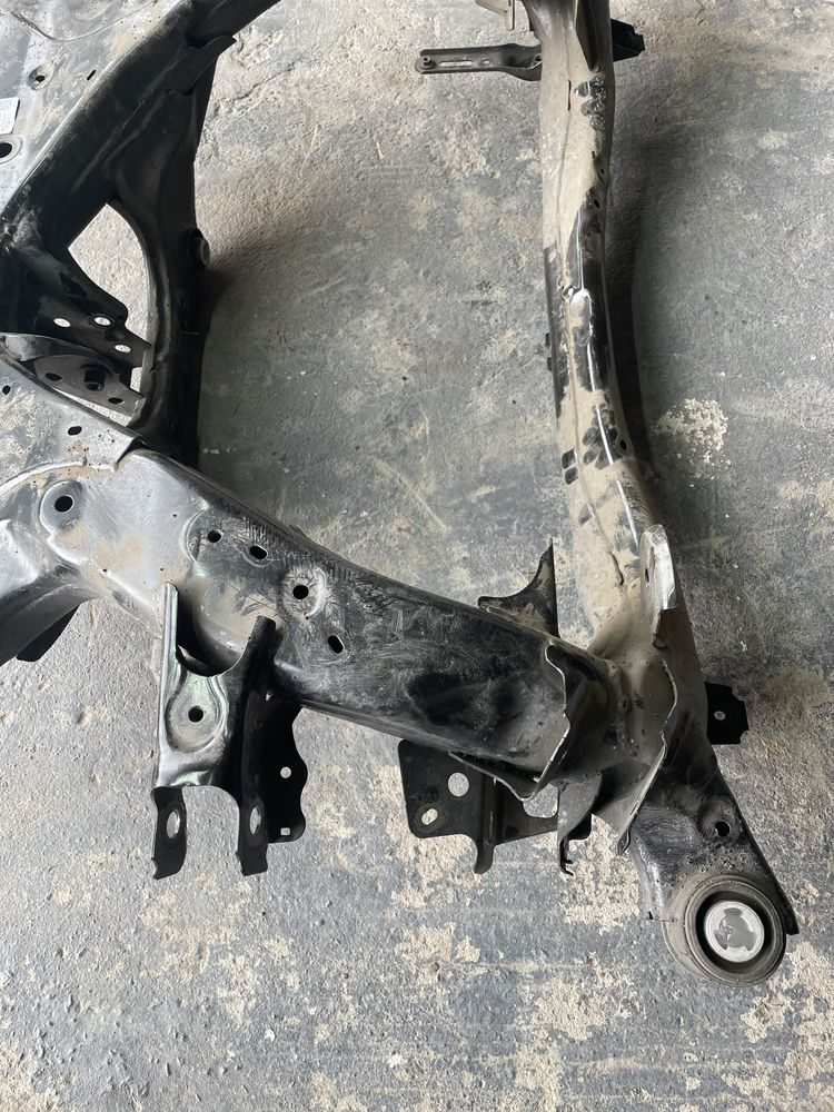 Задній підрамник Tesla model 3/Y 1103557-00-A