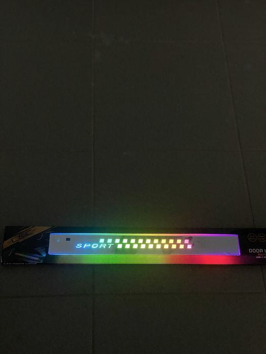 Listwy progowa LED do samochodu