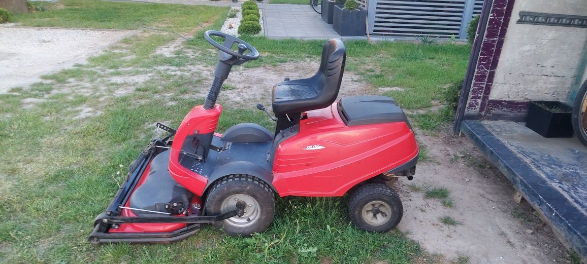 Kosiarka traktorek Stiga Caravan Briggs & Stratton