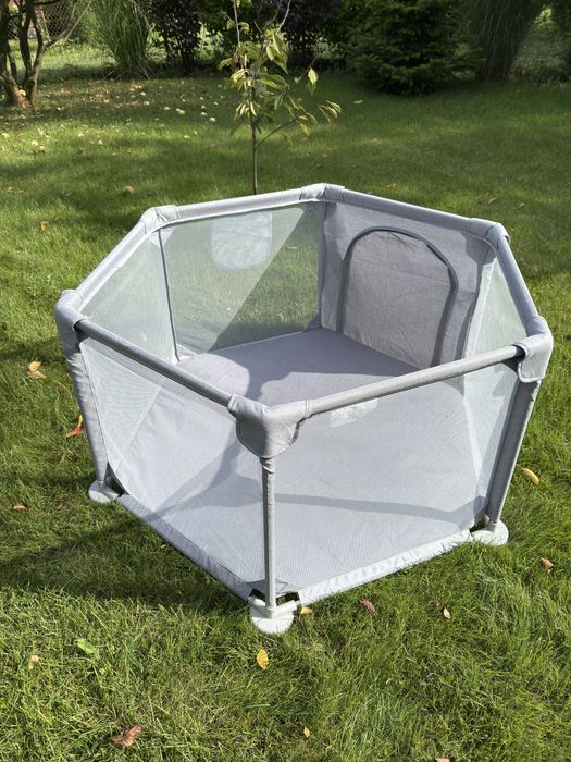 Kojec Kidwell 120x120 stan idealny