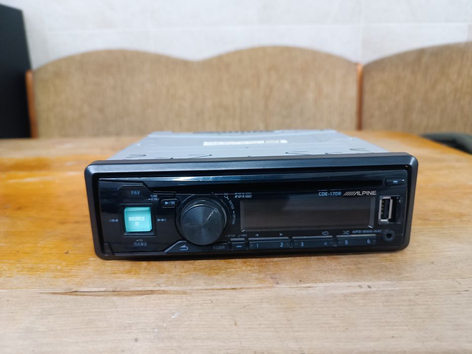 Radio samochodowe Alpine CDE-170R