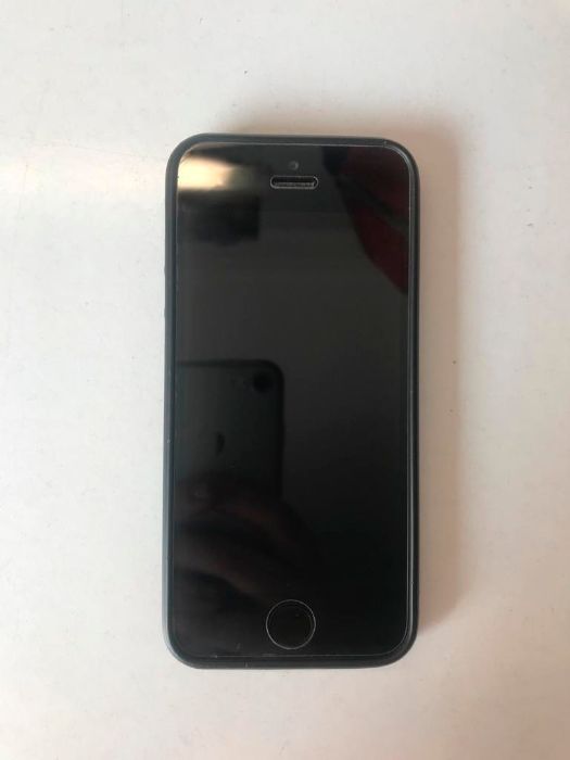 iPhone SE (1ª Geração) - 128 GB (Preto)