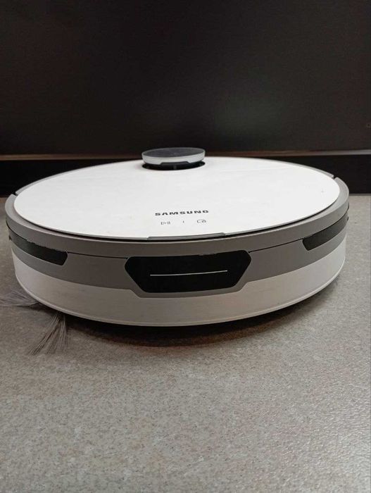 Робот пилосмок Samsung VR30T80313W