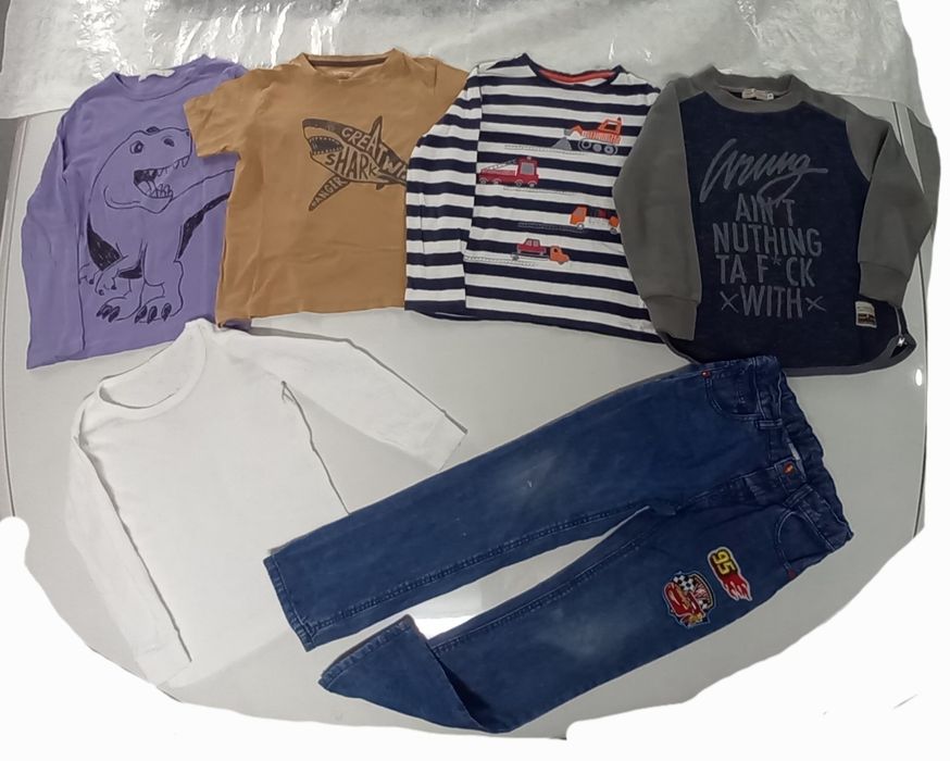 Conjunto de roupa 7/8 anos