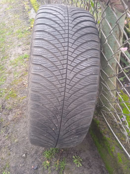 Продам металічні структурні диски з зимовою резиною  R17