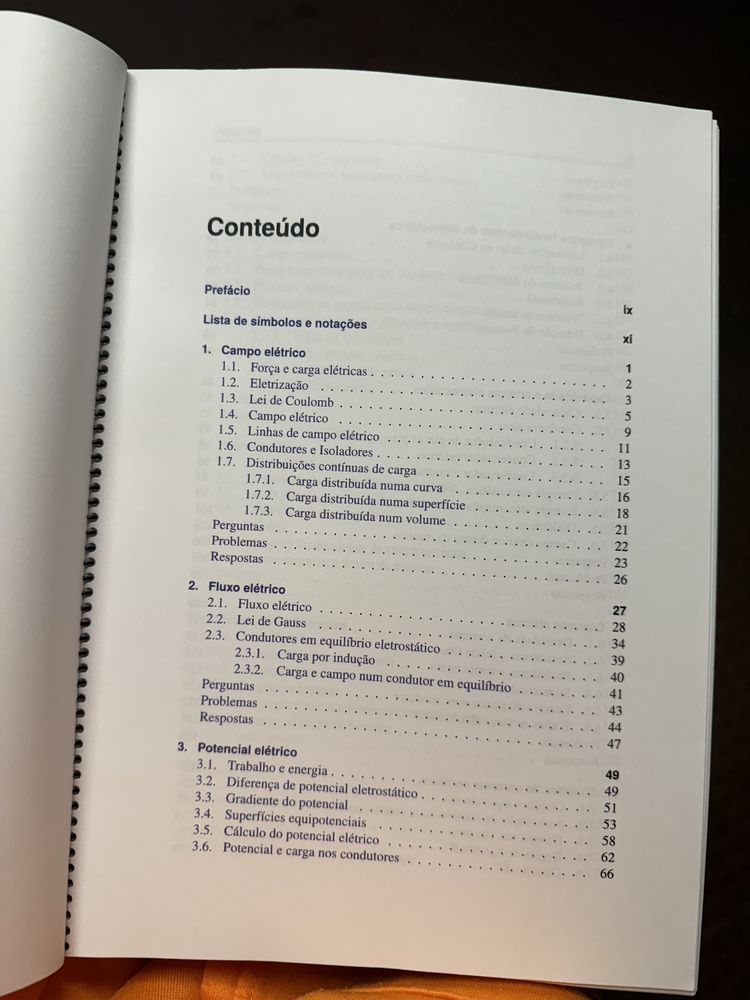 Livro de teoria eletromagnética
