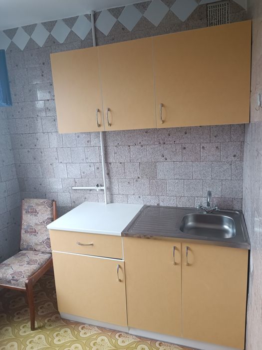 Продаж квартири в жилому стані  р-н Мотель.