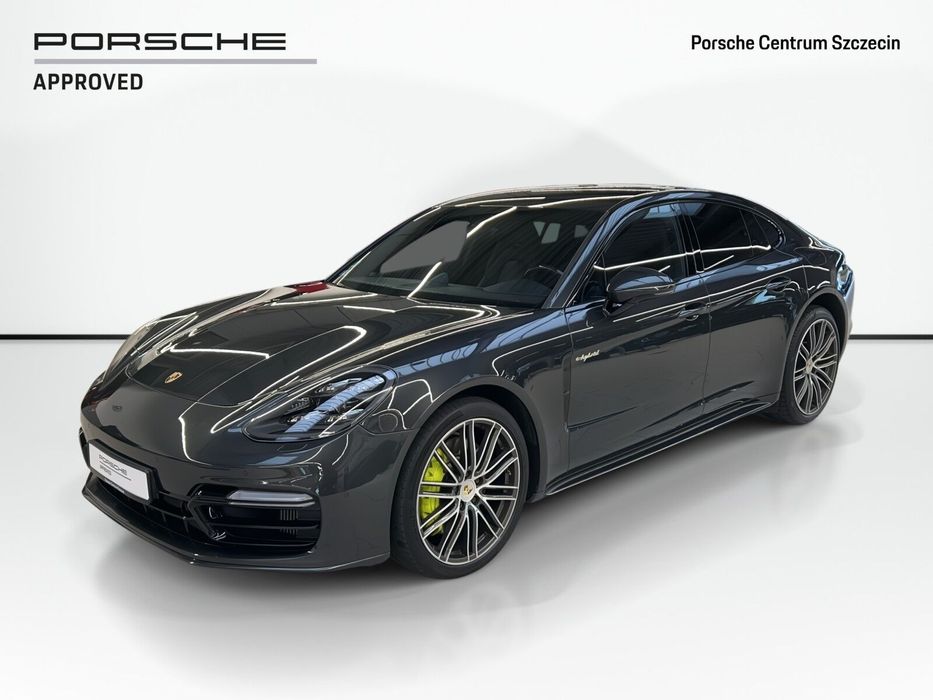 Porsche Panamera E-Hybrid 462 KM | Volcano Grey Metallic