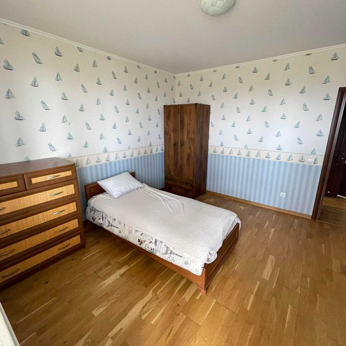 Оренда 2 кім квартири в новобудові на вул. Пасічній