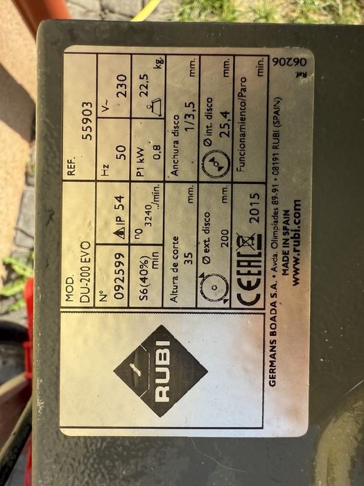 Przecinarka elektryczna Rubi DU 200 Evo do ciecia płytek na mokro