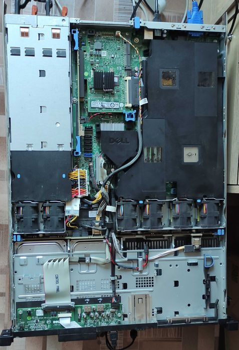 Сервер Dell poweredge R410 Xeon Е5620 RAM 16gb