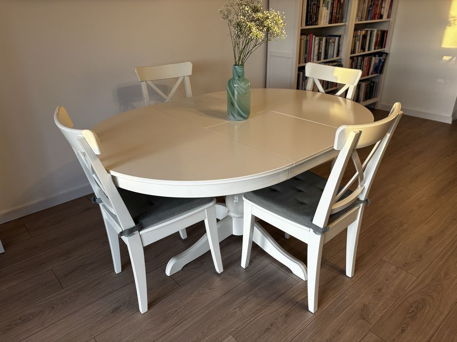 Stół okrągły, owalny rozkładany ikea plus 6 krzeseł