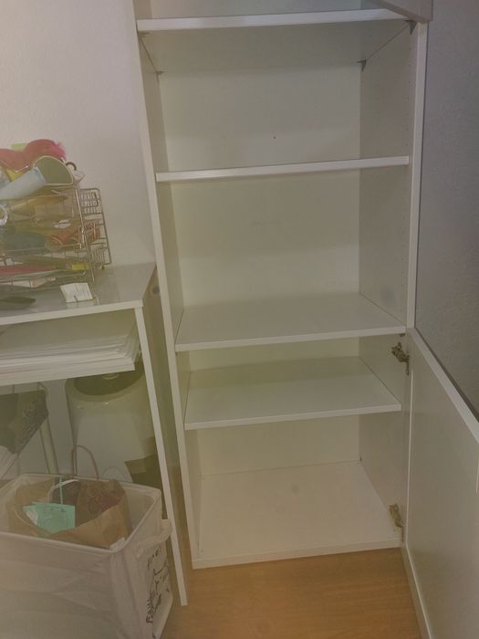 Armário/ Vitrine branco