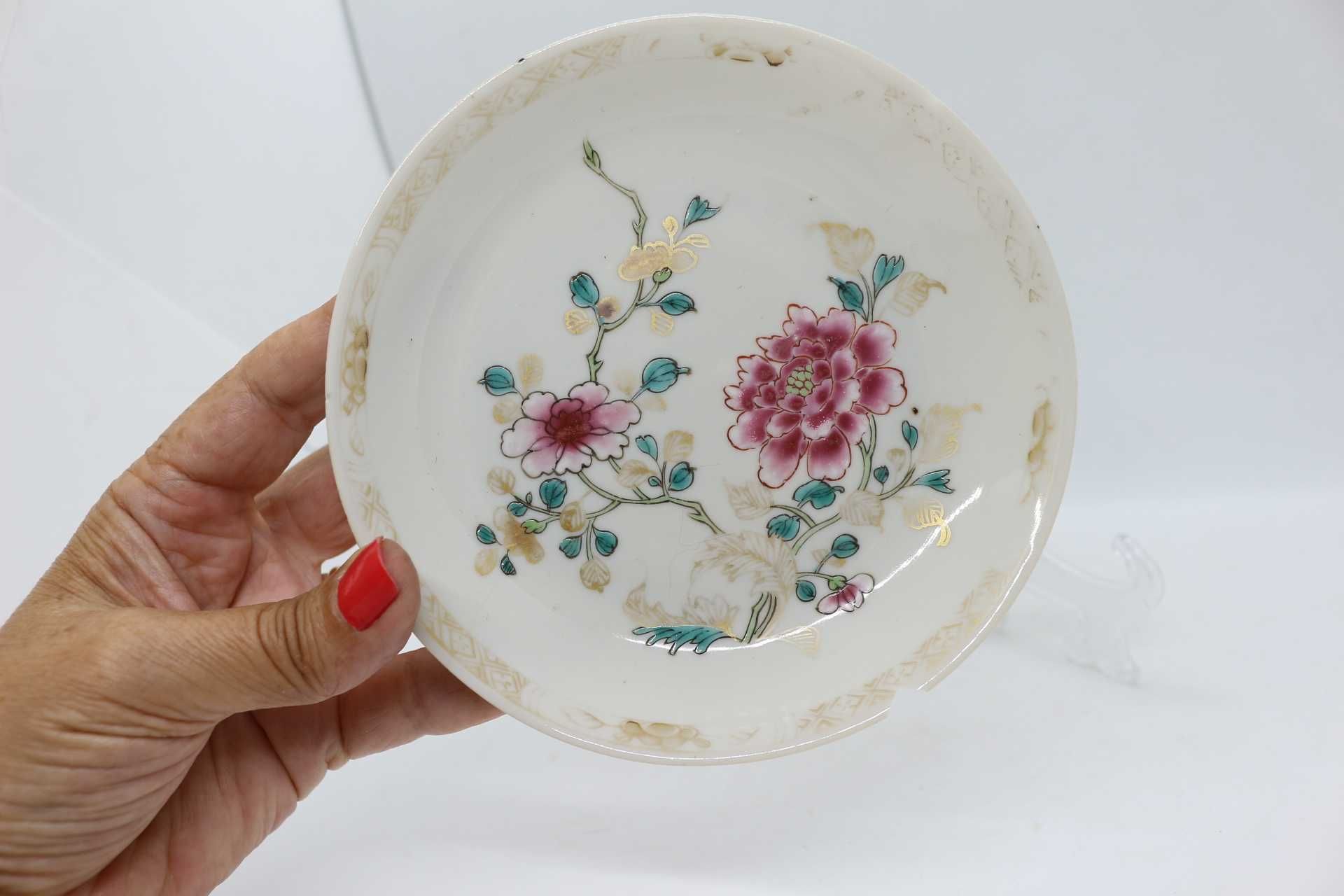 Prato Porcelana Chinesa Família Rosa floral XIX 14 cm